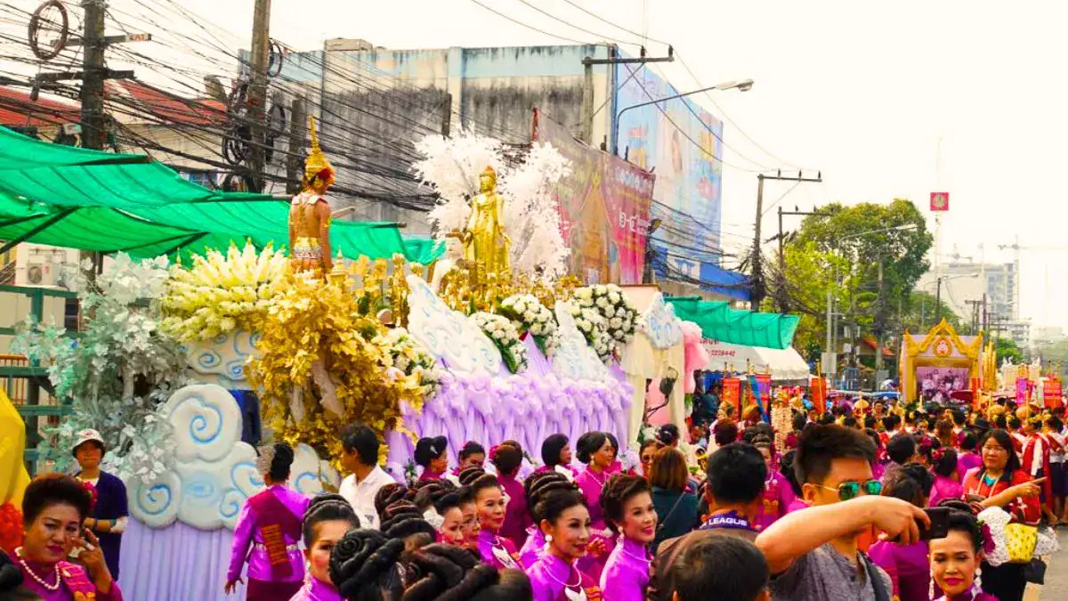 Bun Pha Wet Festival