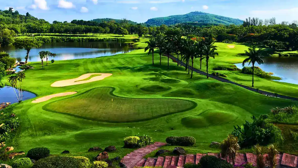 Explore the Blue Canyon Country Club