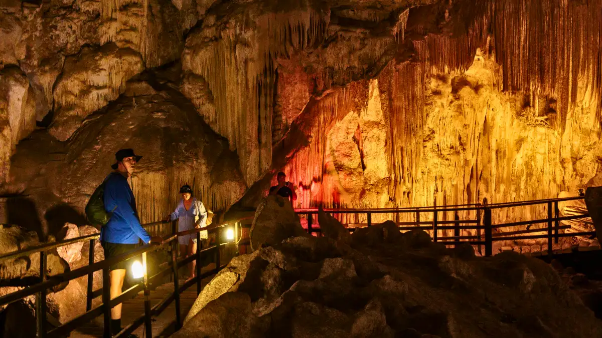  Railay Caves