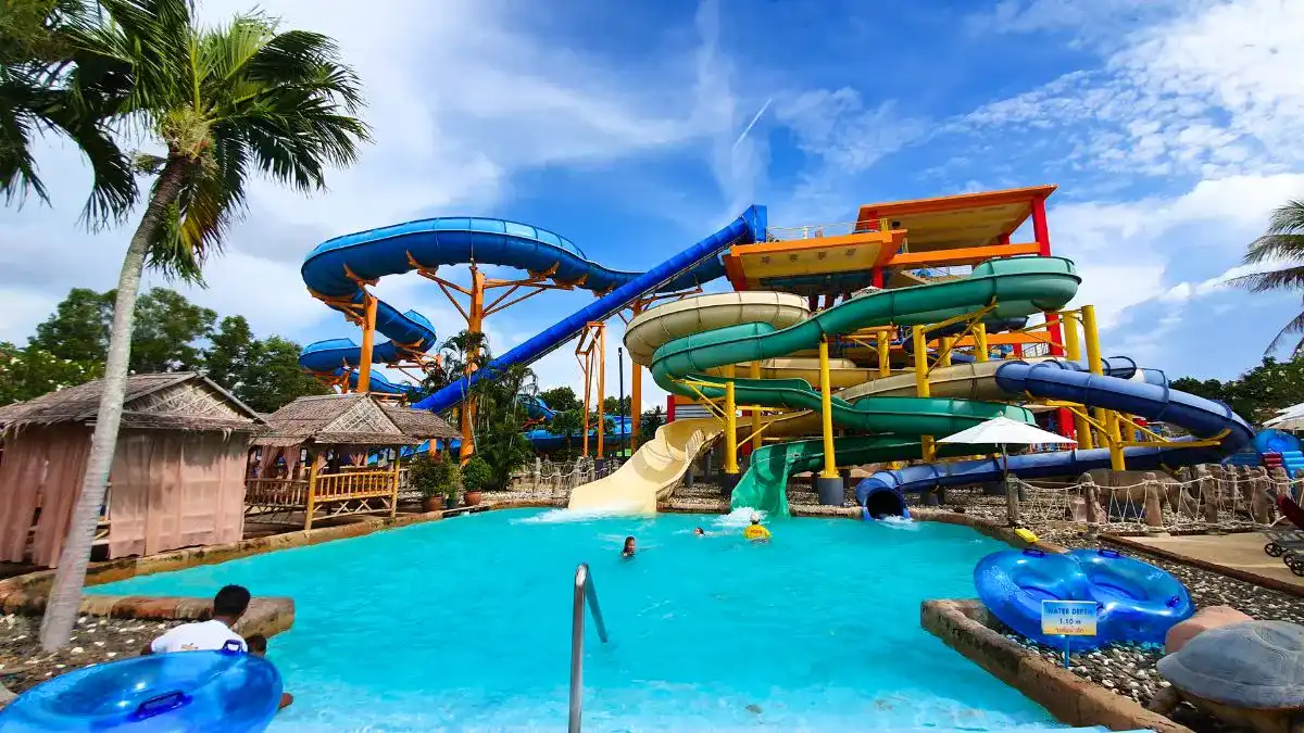 Splash Jungle Water Park