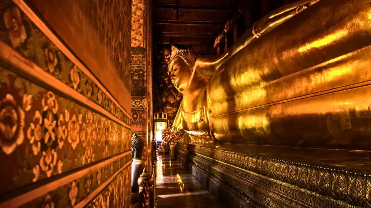 Wat Pho (Temple of Reclining Buddha)