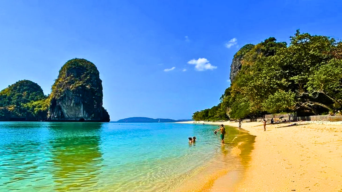 Best Beaches To Visit In Krabi in April