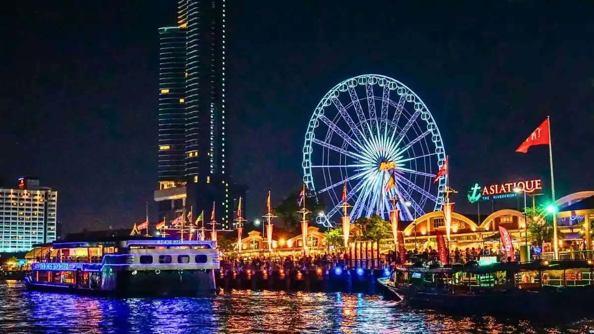 Asiatique The Riverfront 