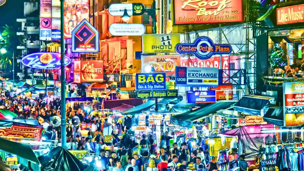 Wander the Khao San Road