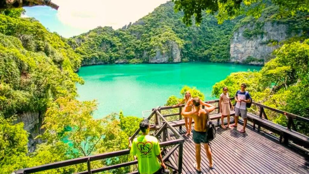 Angthong National Marine Park