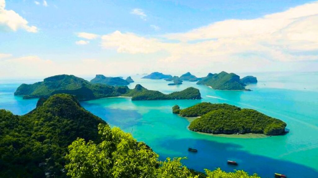 Angthong marine national park