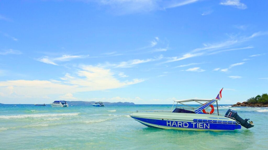 Hard Tien Beach